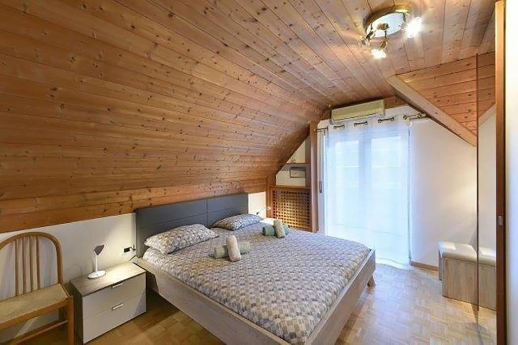 Penthouse In The Centre Apartment Merano Exterior photo